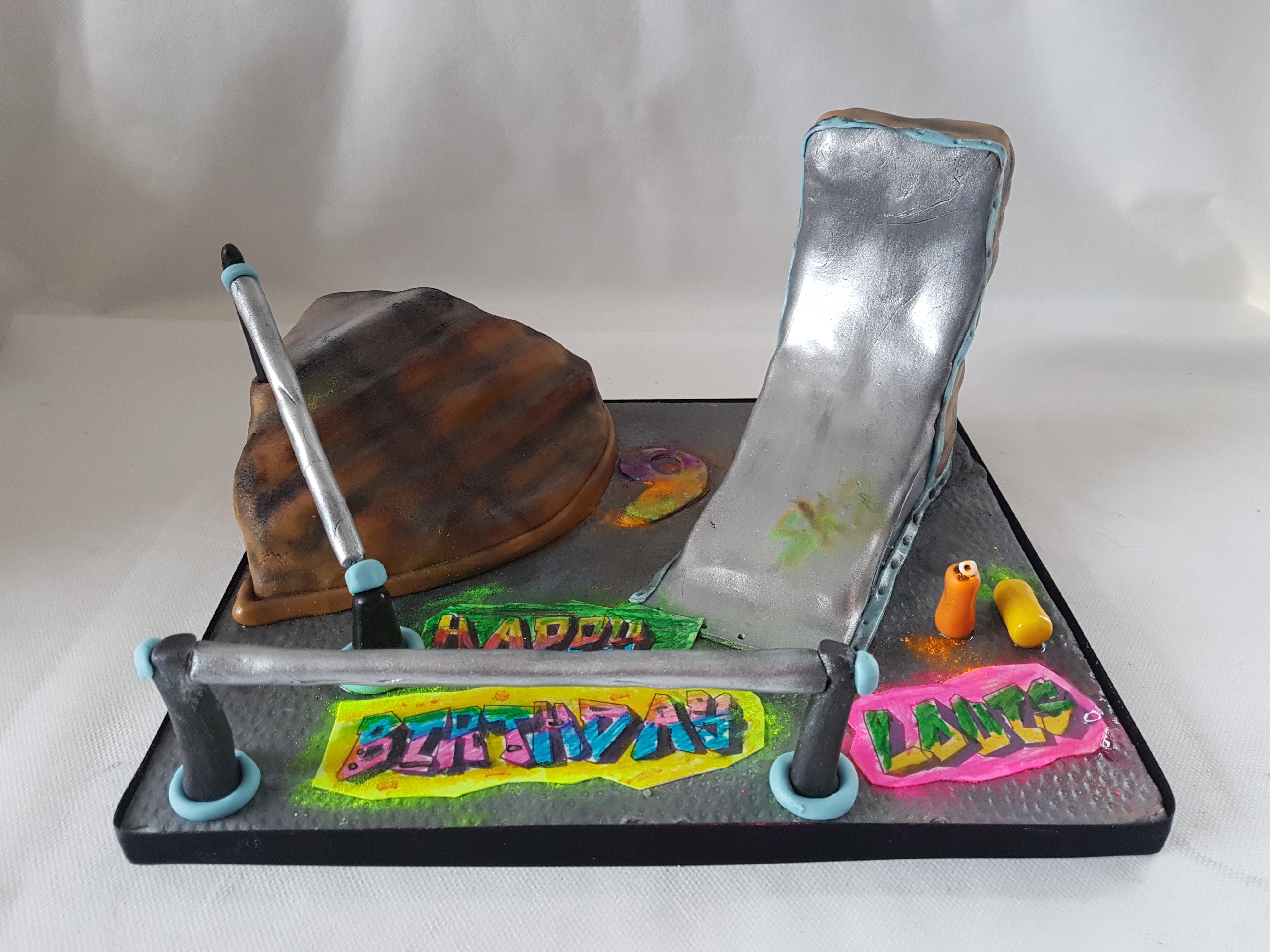 Kids Novelty Cakes 3