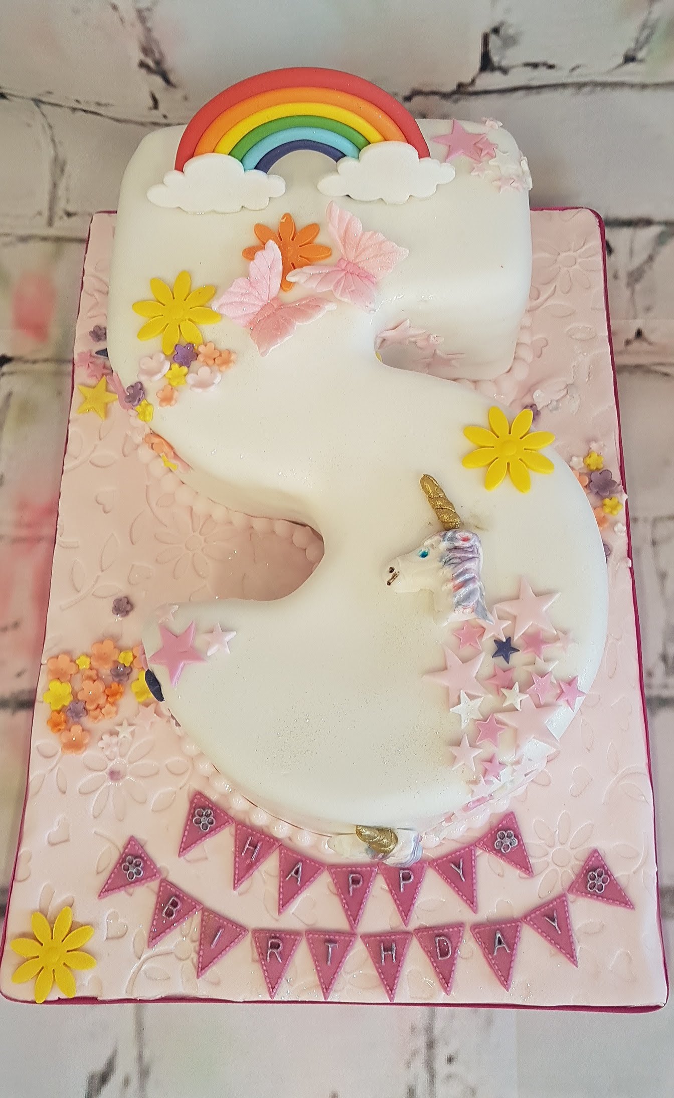 Kids Novelty Cakes 28