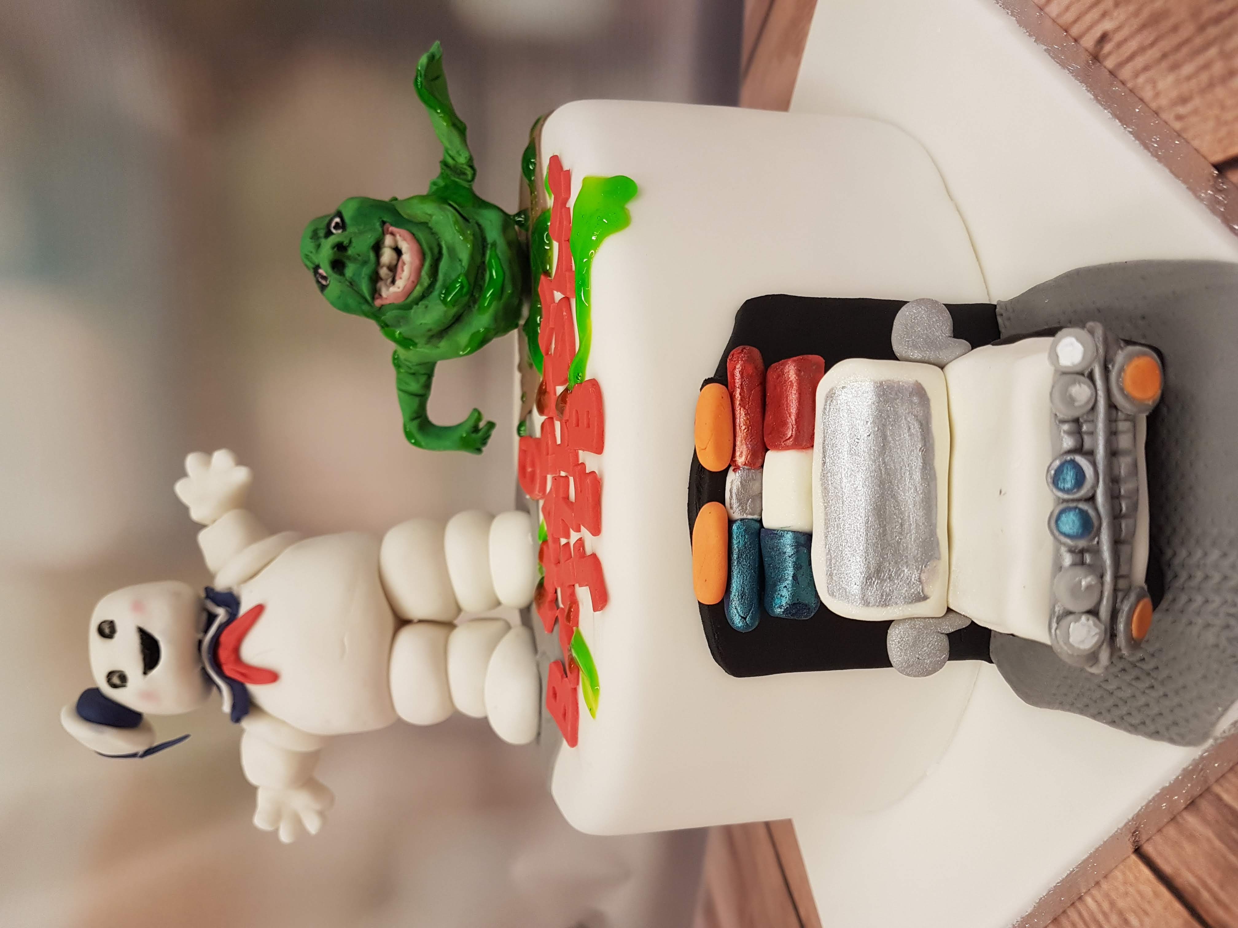 Kids Novelty Cakes 42