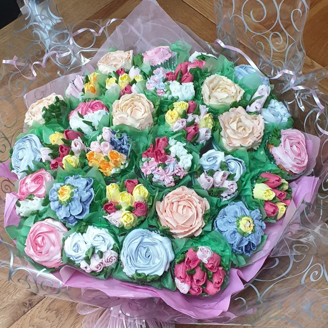 Sugar Models and Flowers 41